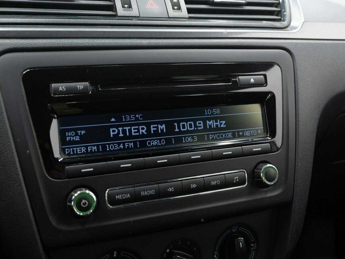 Купить Skoda Rapid с пробегом. Фото: #16