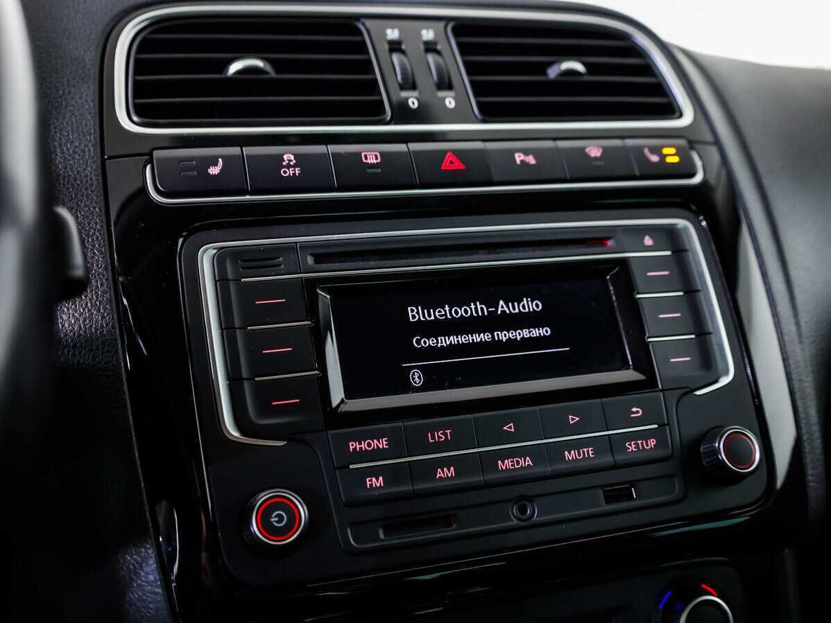 Купить Volkswagen Polo с пробегом. Фото: #12