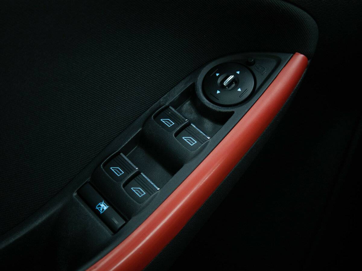 Купить Ford Focus с пробегом. Фото: #13