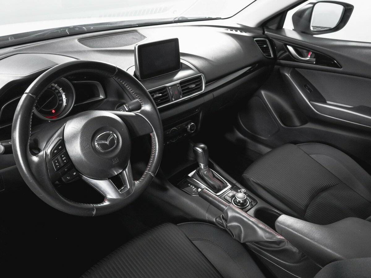 Купить Mazda 3 с пробегом. Фото: #13