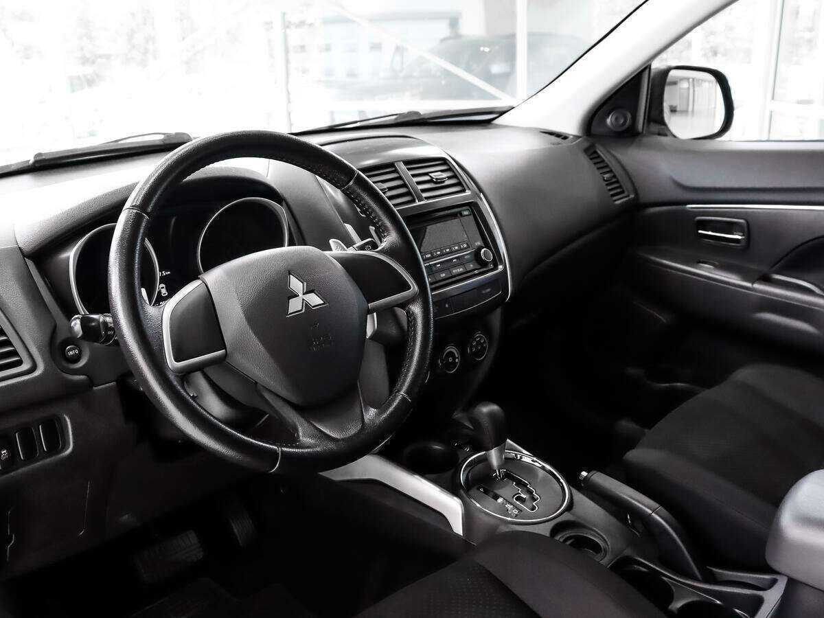 Купить Mitsubishi ASX с пробегом. Фото: #8