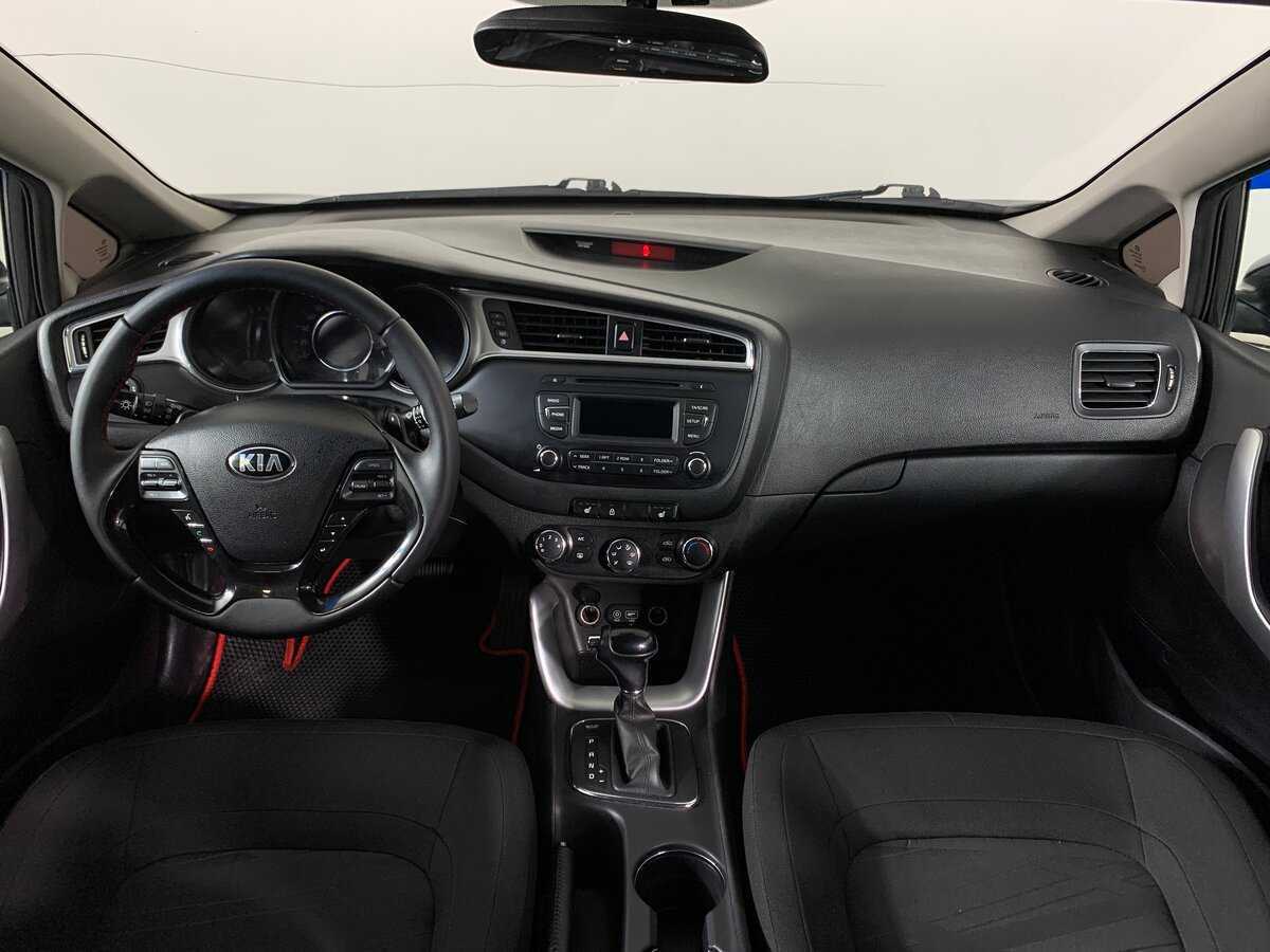 Купить Kia Ceed с пробегом. Фото: #10
