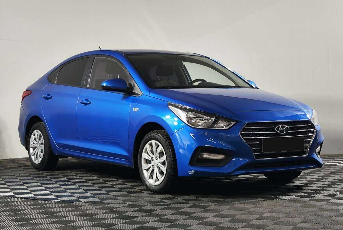 Купить Hyundai Solaris с пробегом. Фото: #2