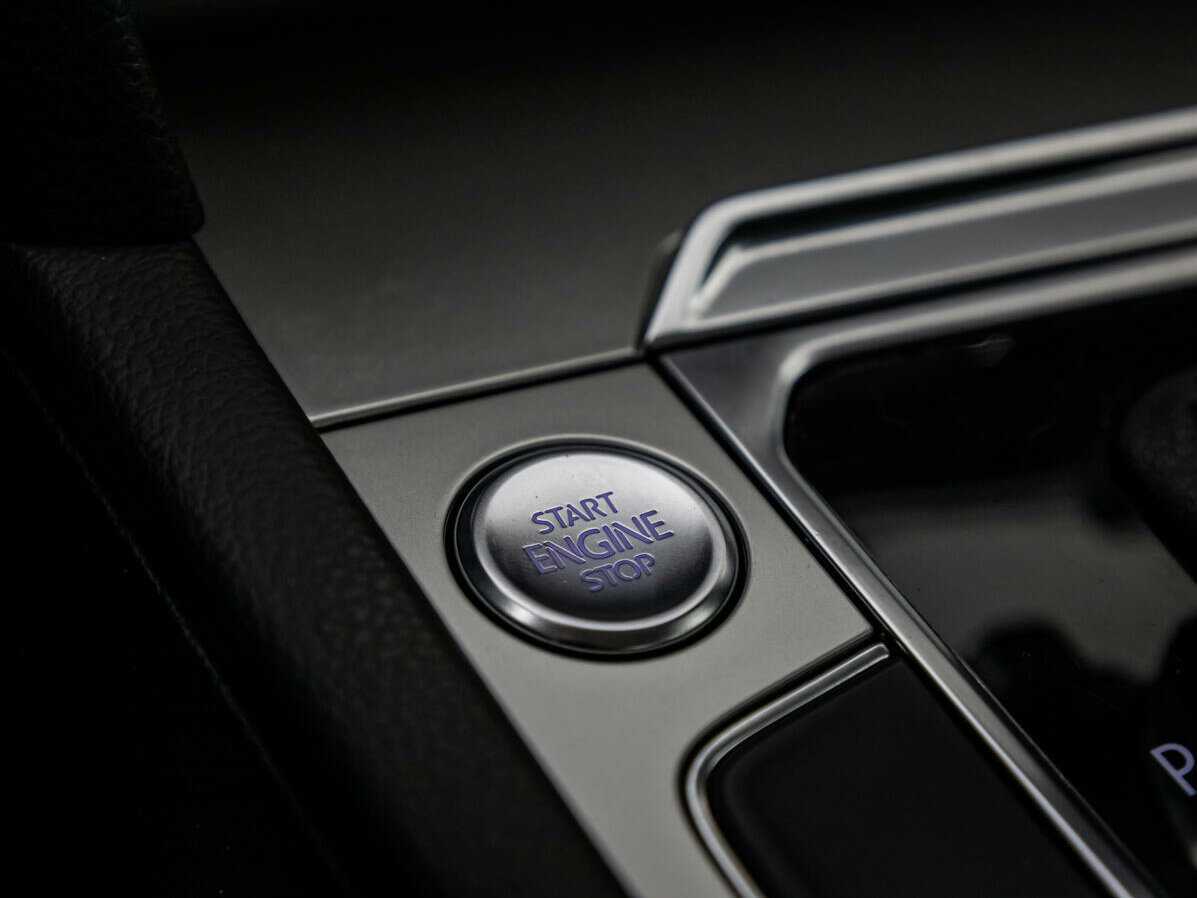 Купить Volkswagen Passat с пробегом. Фото: #13