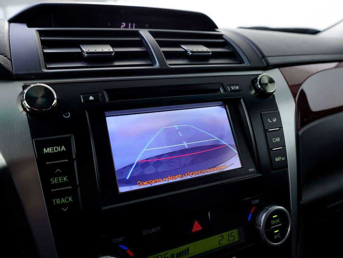 Купить Toyota Camry с пробегом. Фото: #14