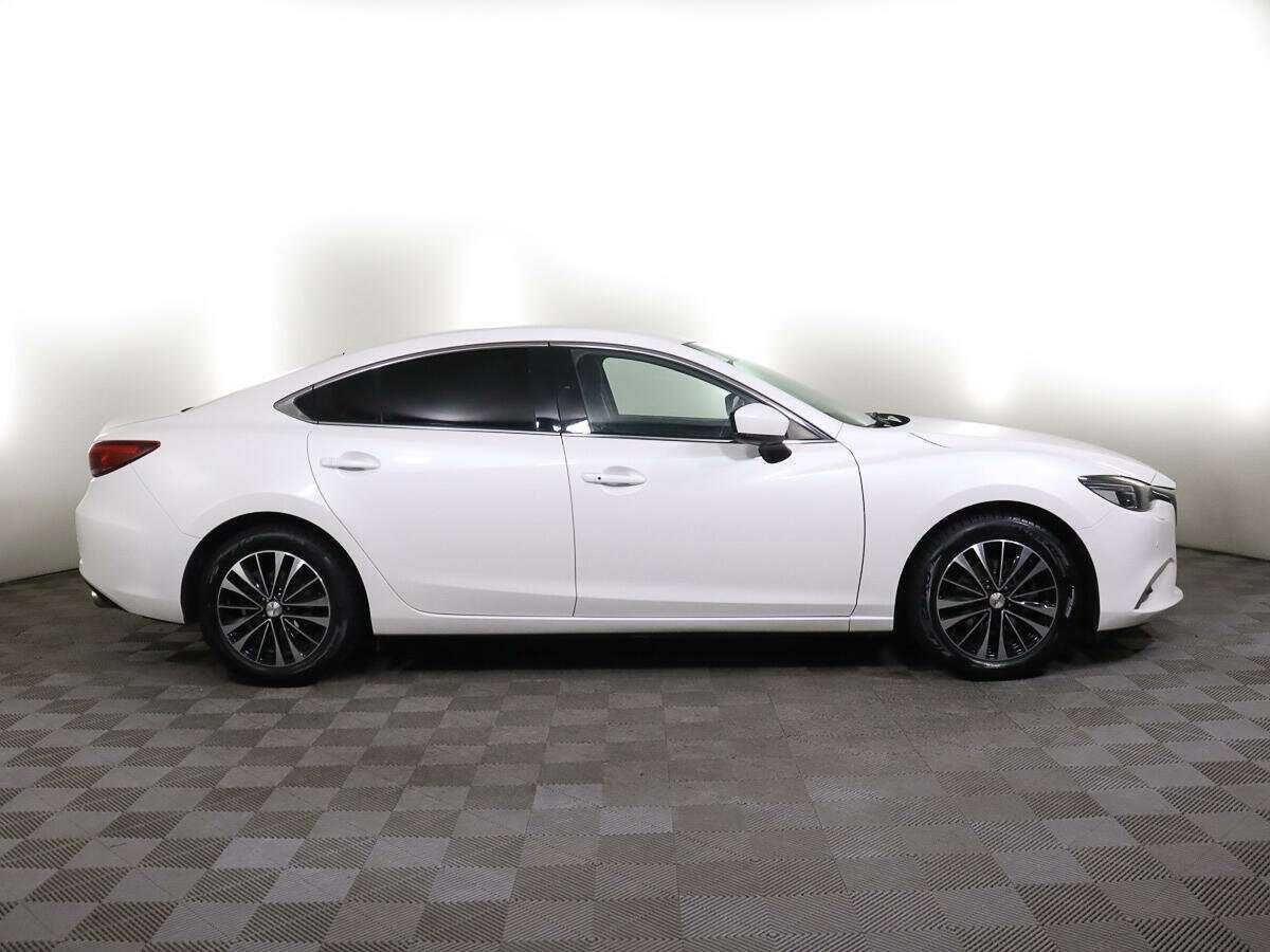 Купить Mazda 6 с пробегом. Фото: #2