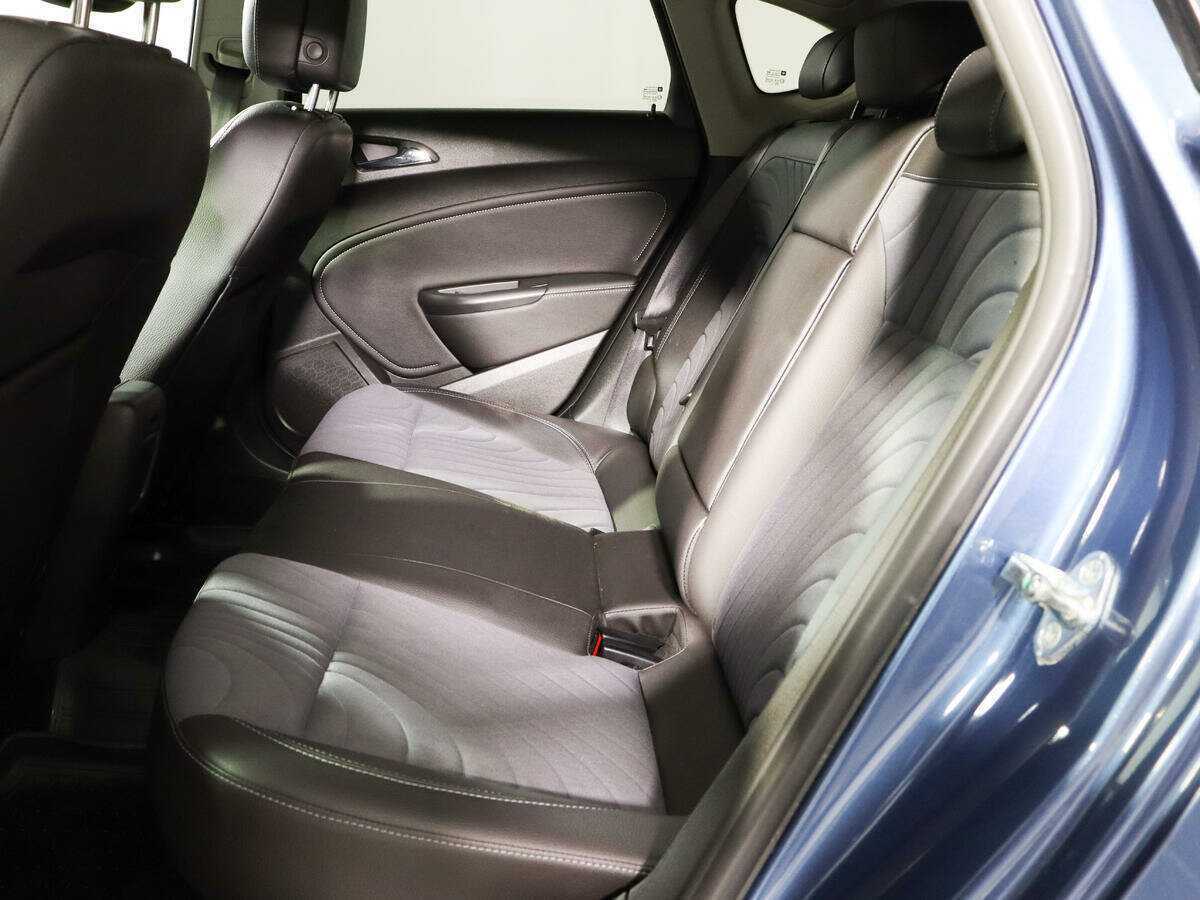 Купить Opel Astra с пробегом. Фото: #7