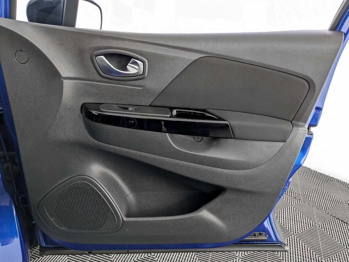 Купить Renault Kaptur с пробегом. Фото: #15