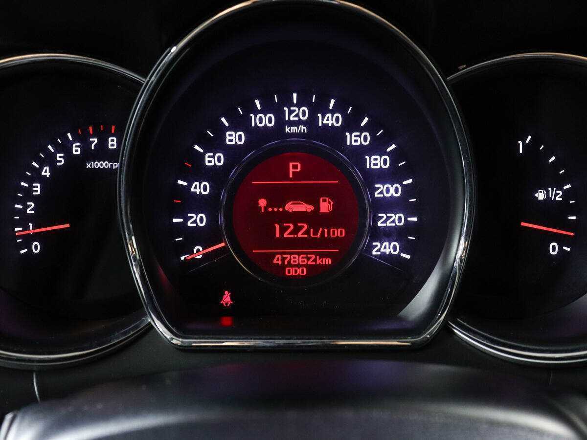 Купить Kia Ceed с пробегом. Фото: #9