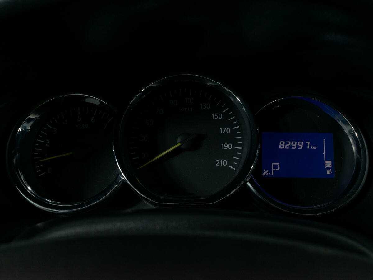 Купить Renault Sandero с пробегом. Фото: #12