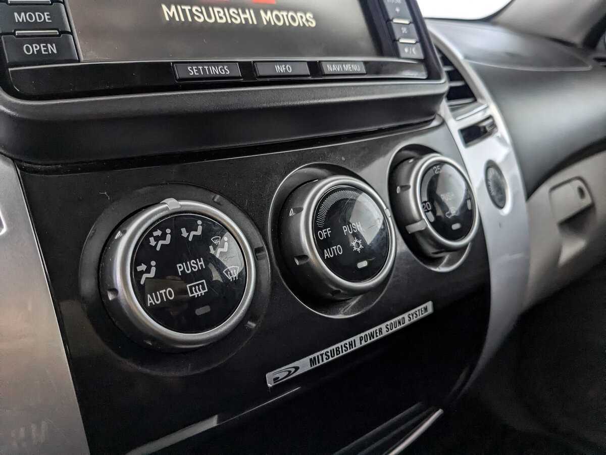 Купить Mitsubishi Pajero Sport с пробегом. Фото: #20