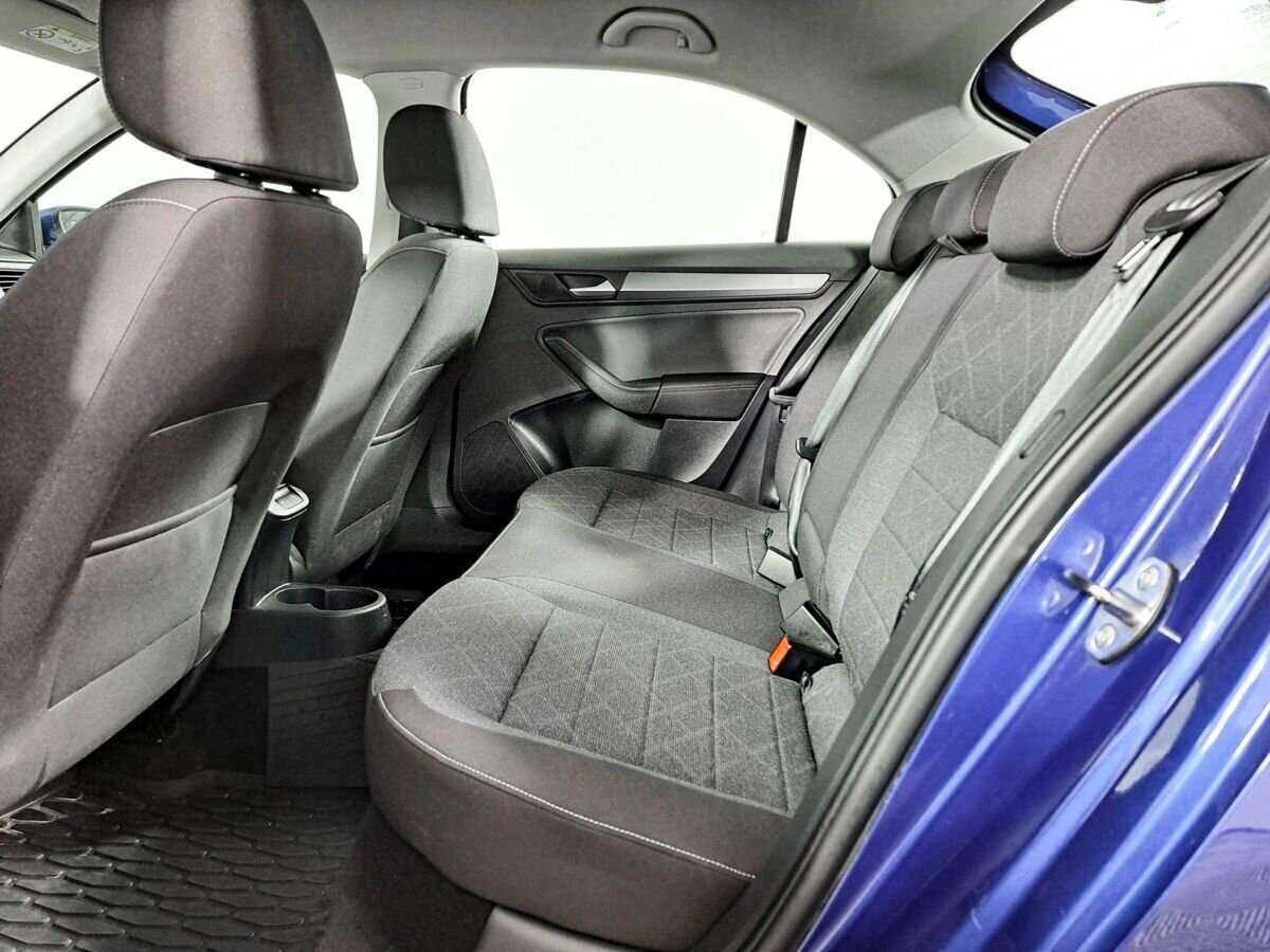 Купить Volkswagen Polo с пробегом. Фото: #9