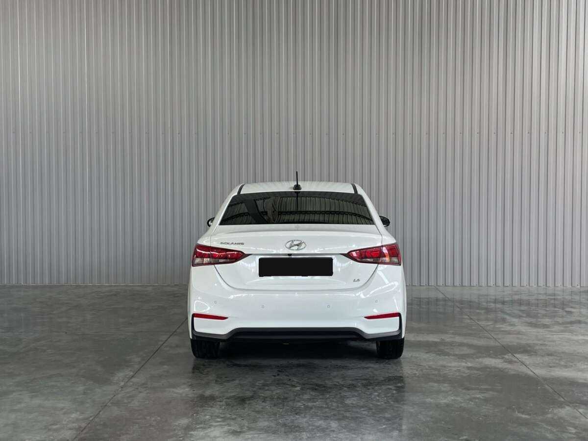Купить Hyundai Solaris с пробегом. Фото: #5