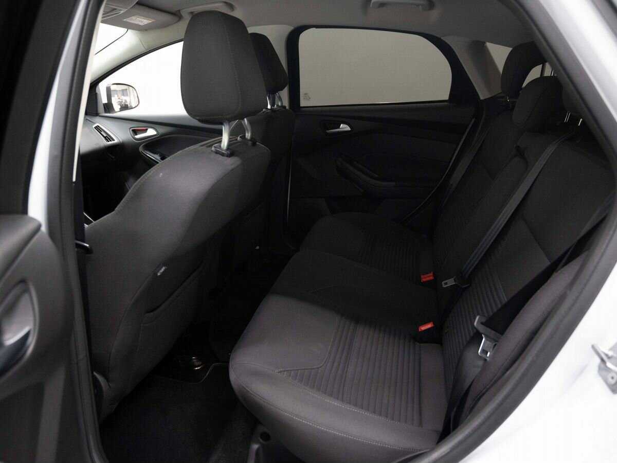 Купить Ford Focus с пробегом. Фото: #8