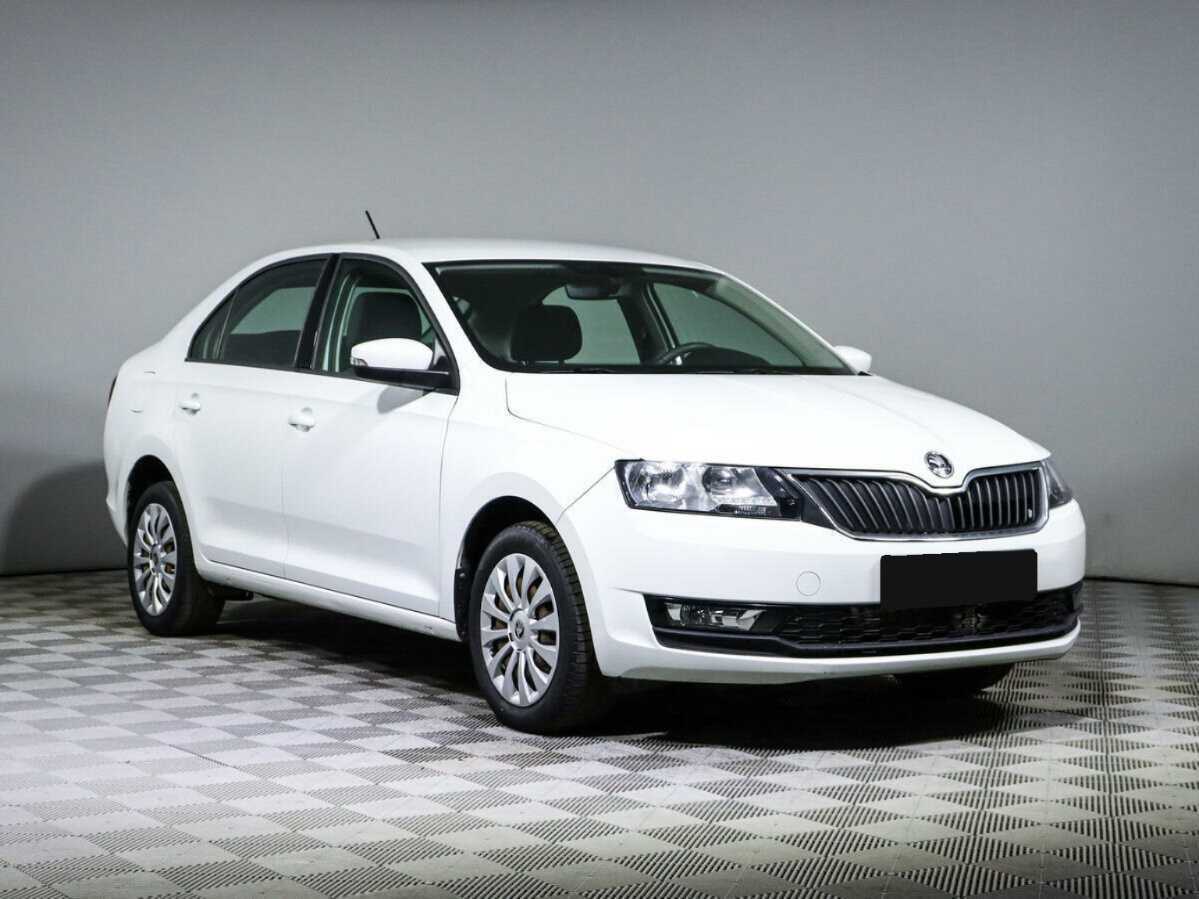 Купить Skoda Rapid с пробегом. Фото: #2