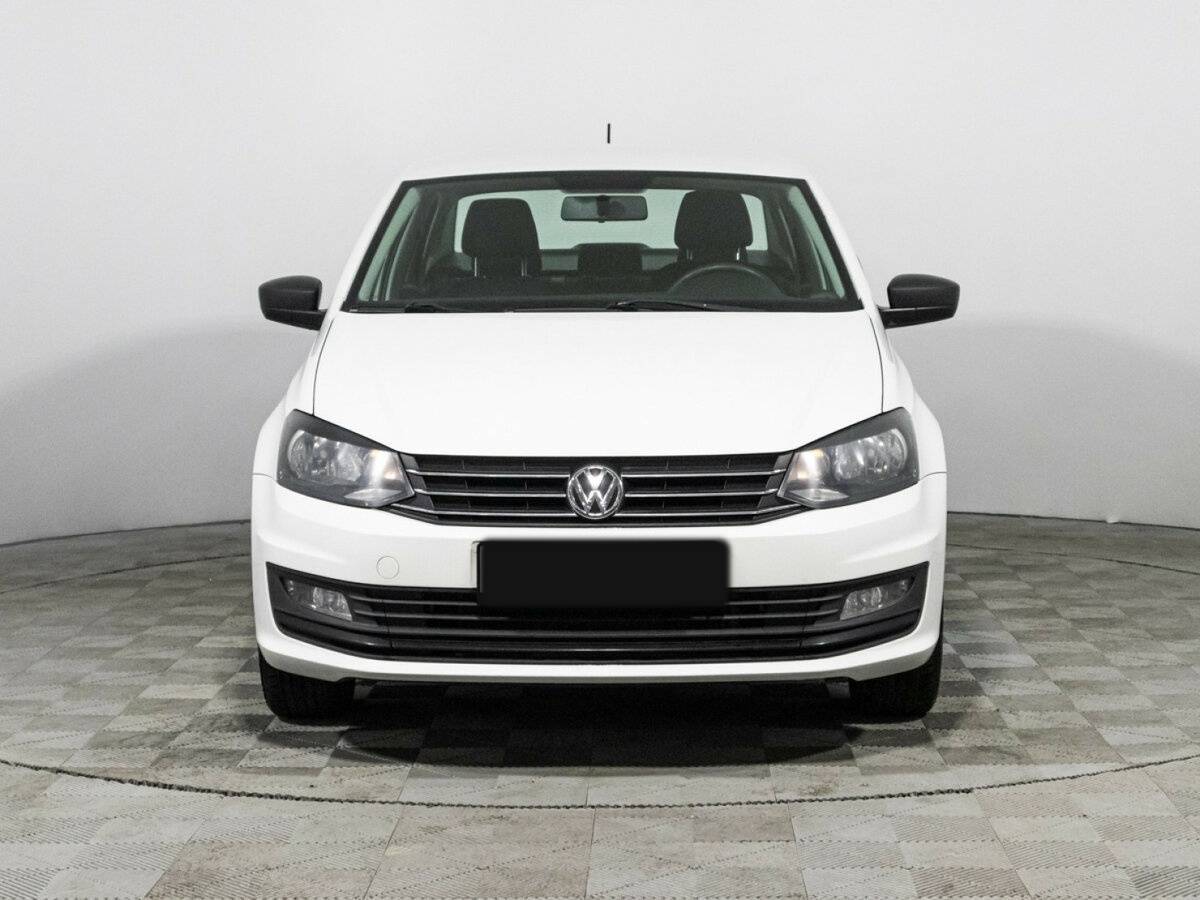 Купить Volkswagen Polo с пробегом. Фото: #1