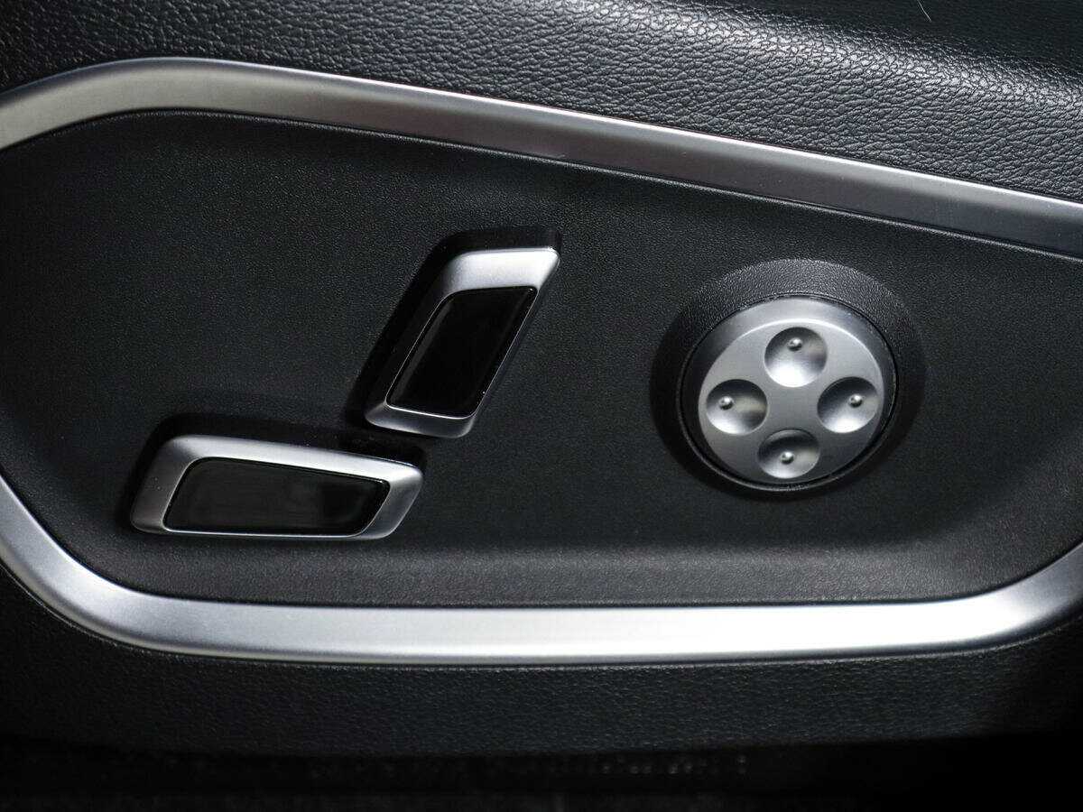 Купить Geely Tugella с пробегом. Фото: #12