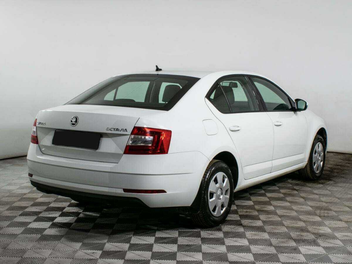 Купить Skoda Octavia с пробегом. Фото: #3