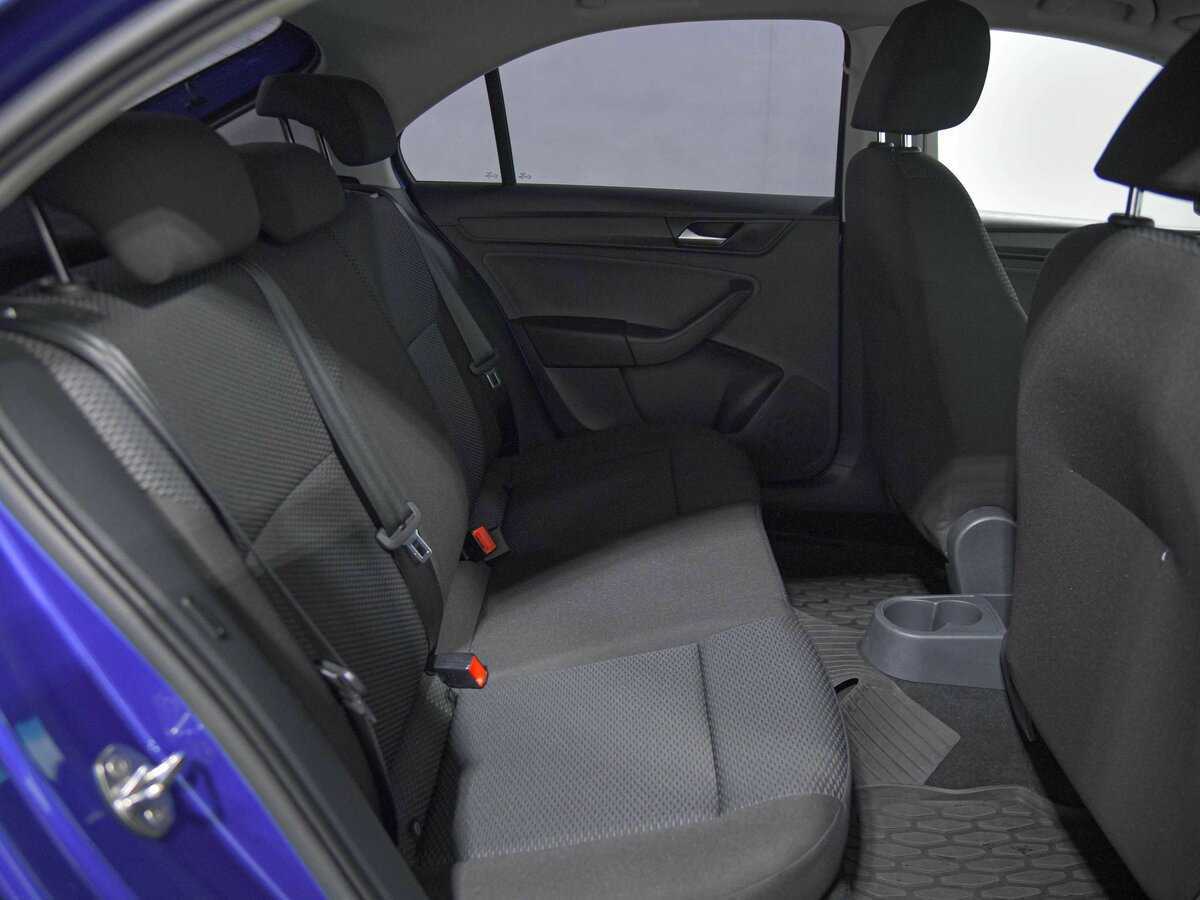 Купить Volkswagen Polo с пробегом. Фото: #13