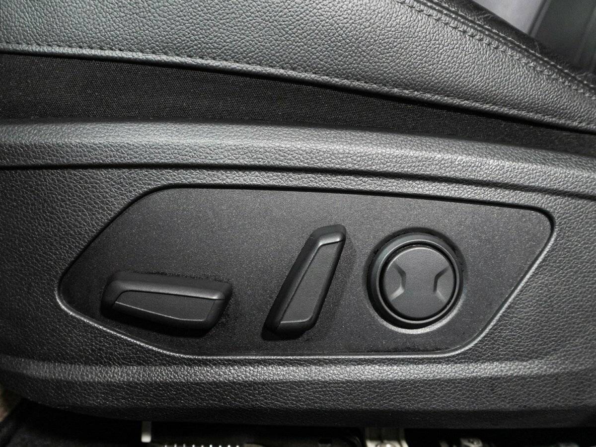 Купить Kia K5 с пробегом. Фото: #18