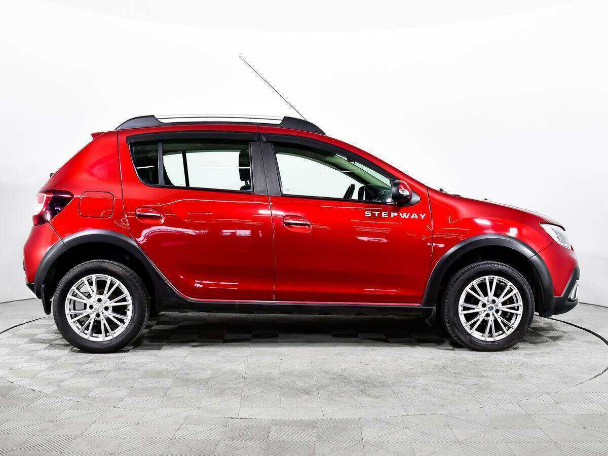 Купить Renault Sandero с пробегом. Фото: #3