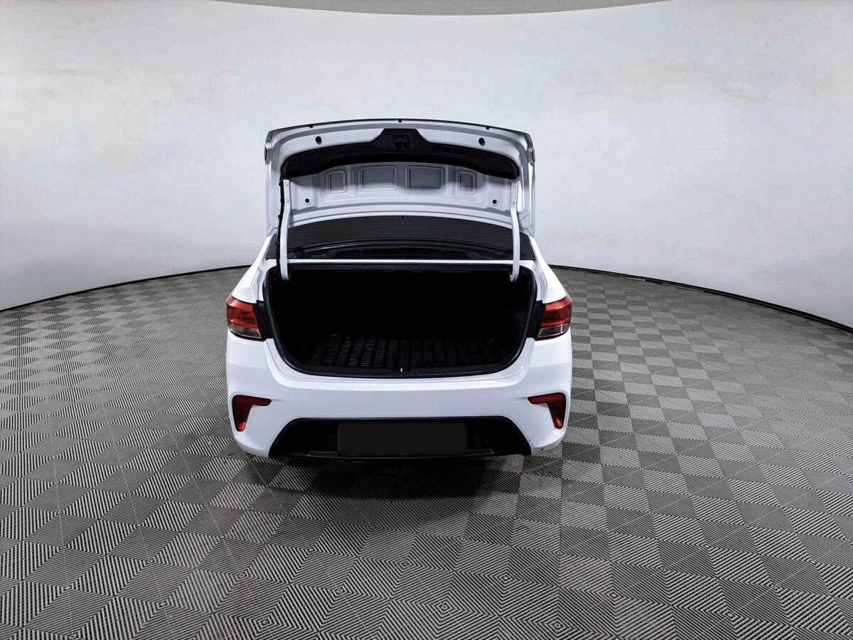 Купить Kia Rio с пробегом. Фото: #9