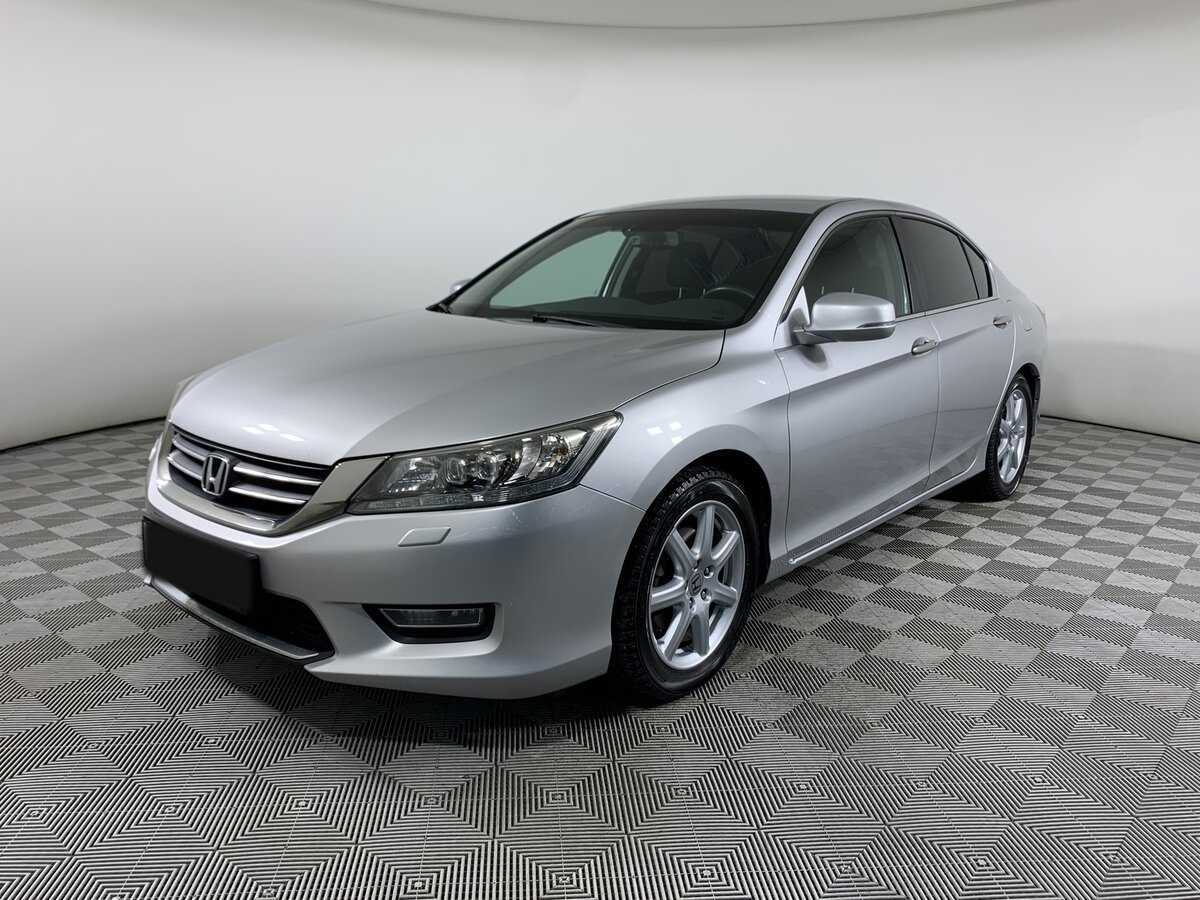 Купить Honda Accord с пробегом. Фото: #0