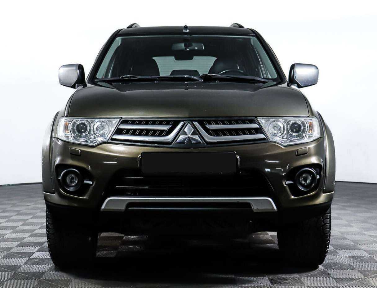 Купить Mitsubishi Pajero Sport с пробегом. Фото: #1