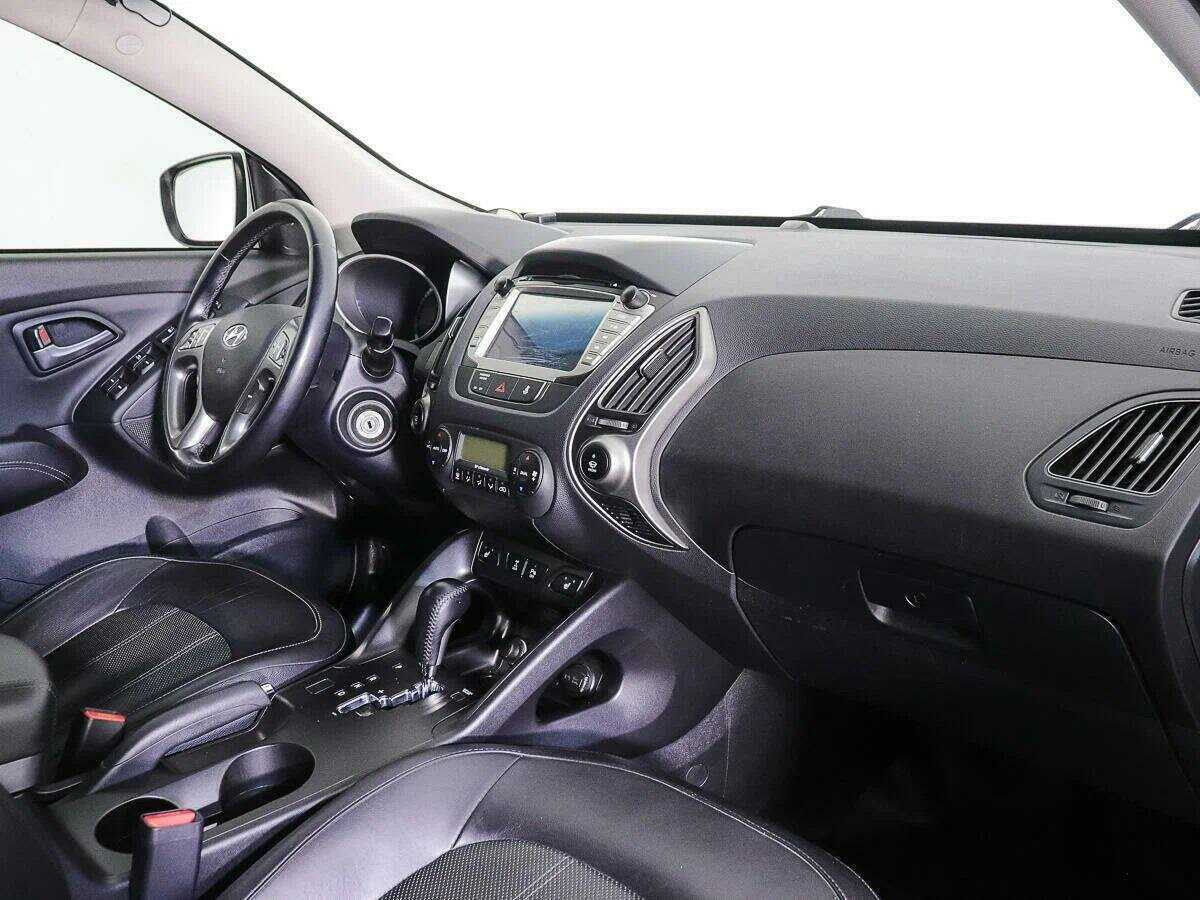 Купить Hyundai ix35 с пробегом. Фото: #8