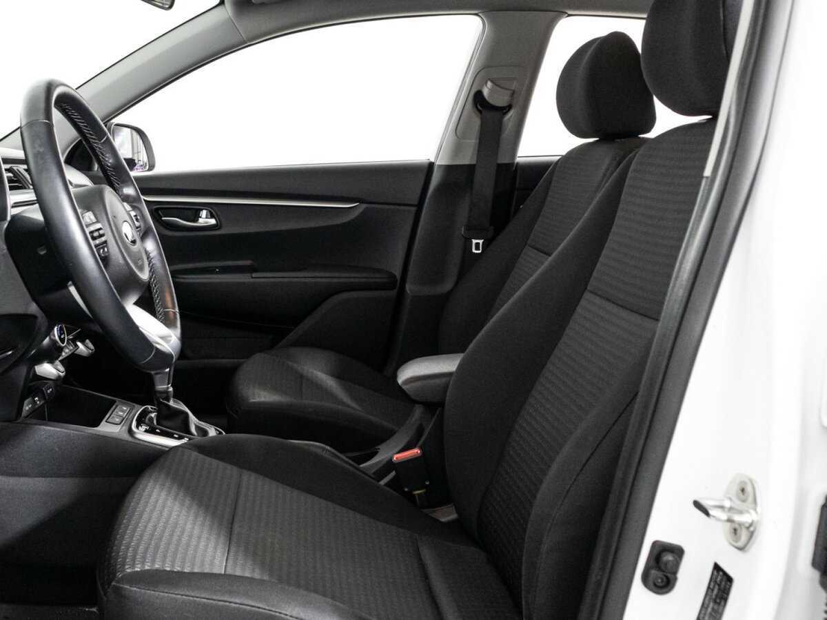 Купить Kia Rio с пробегом. Фото: #15