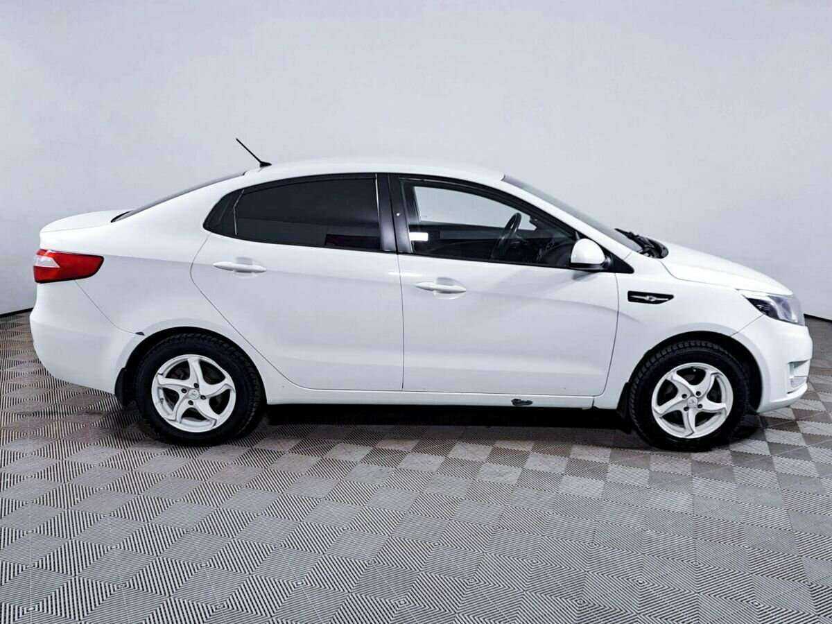 Купить Kia Rio с пробегом. Фото: #3