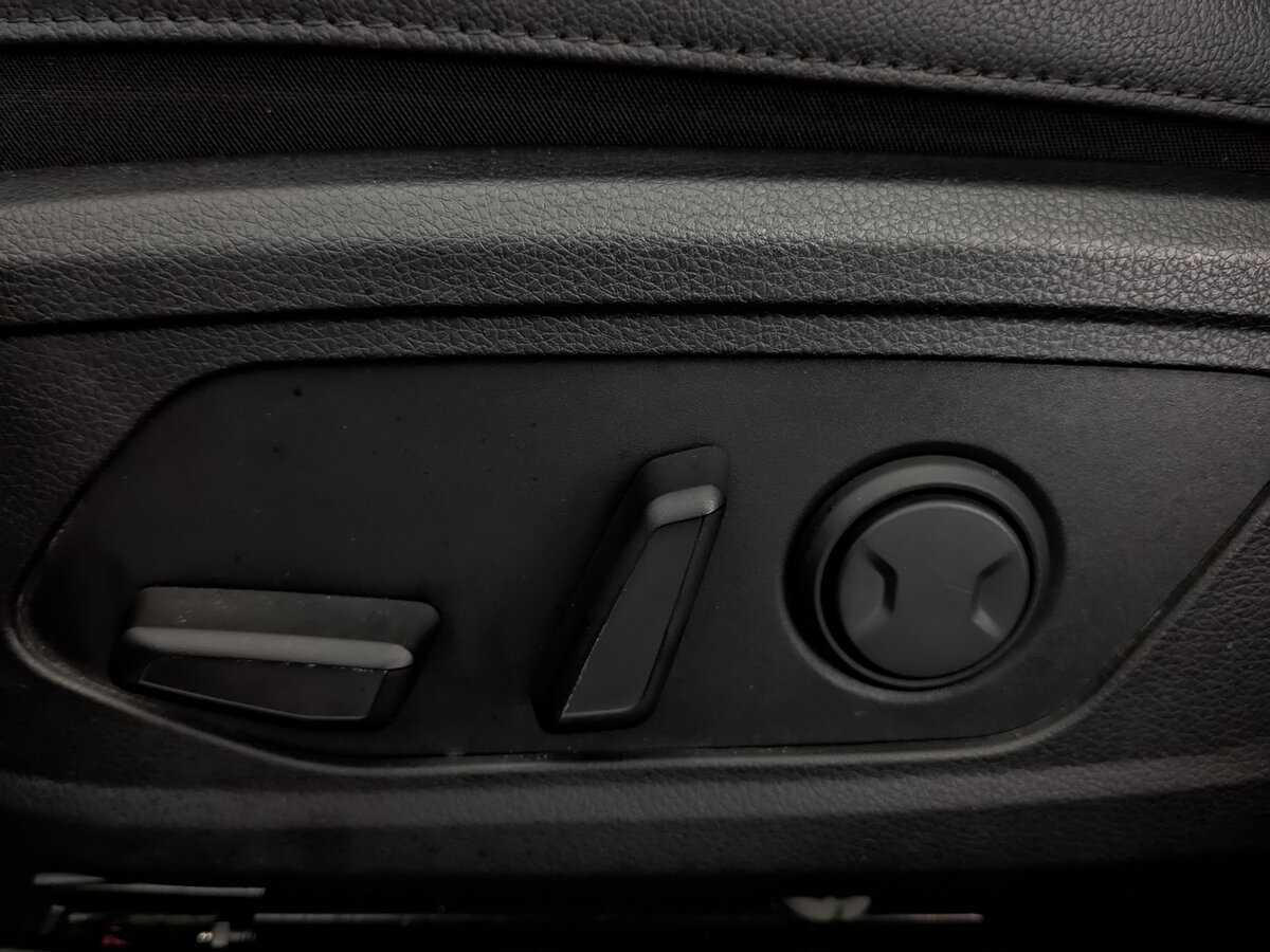 Купить Kia K5 с пробегом. Фото: #28