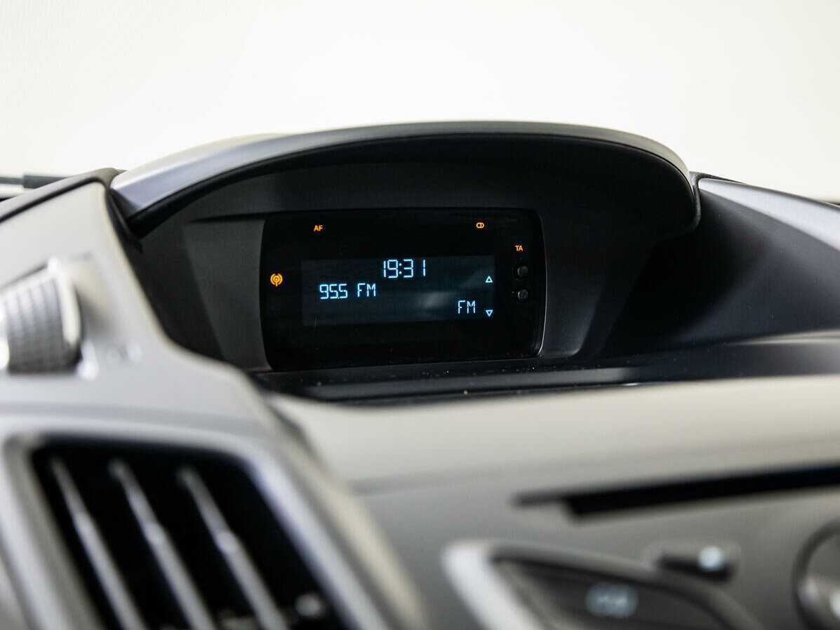 Купить Ford Kuga с пробегом. Фото: #16