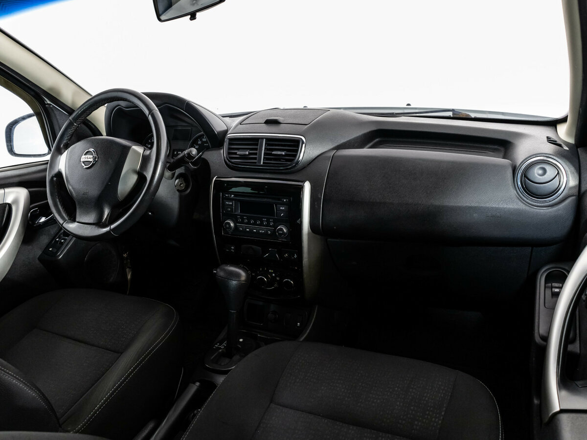 Купить Nissan Terrano с пробегом. Фото: #6