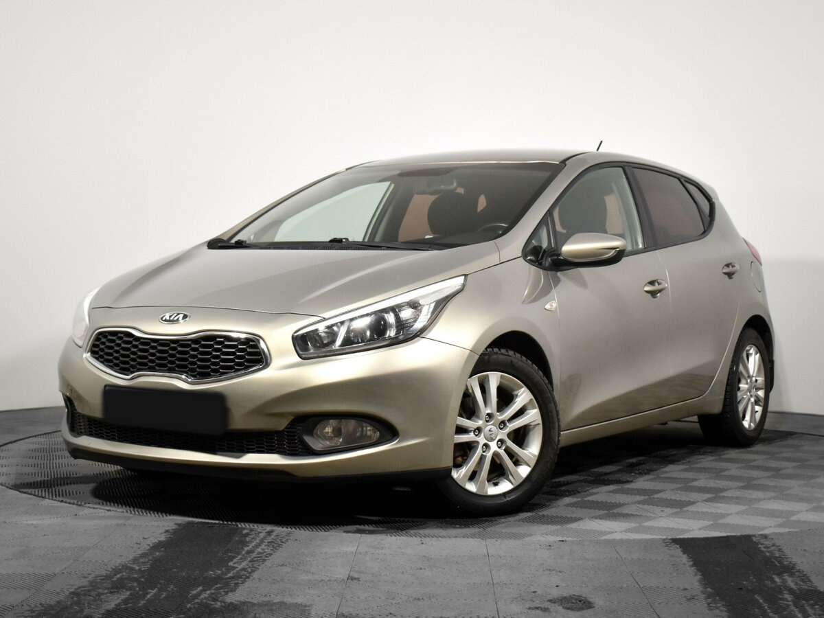 Купить Kia Ceed с пробегом. Фото: #0