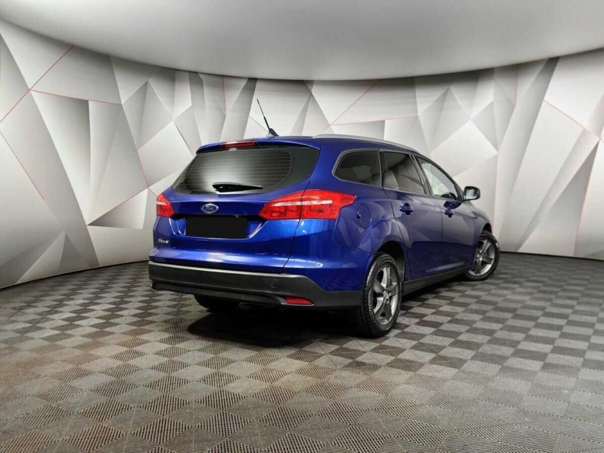 Купить Ford Focus с пробегом. Фото: #1