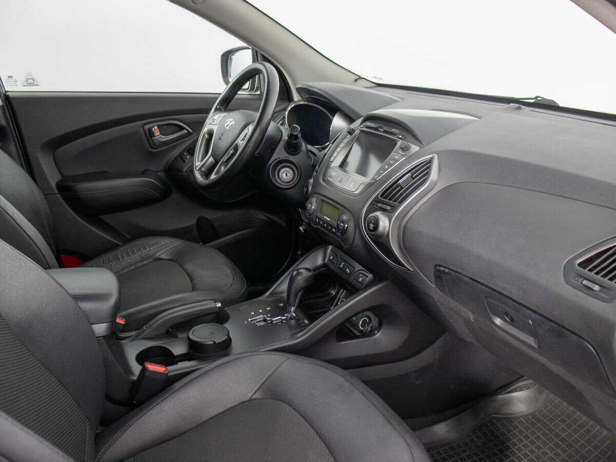 Купить Hyundai ix35 с пробегом. Фото: #8