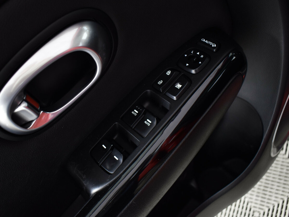 Купить Kia Soul с пробегом. Фото: #17