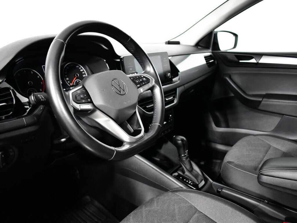 Купить Volkswagen Polo с пробегом. Фото: #12