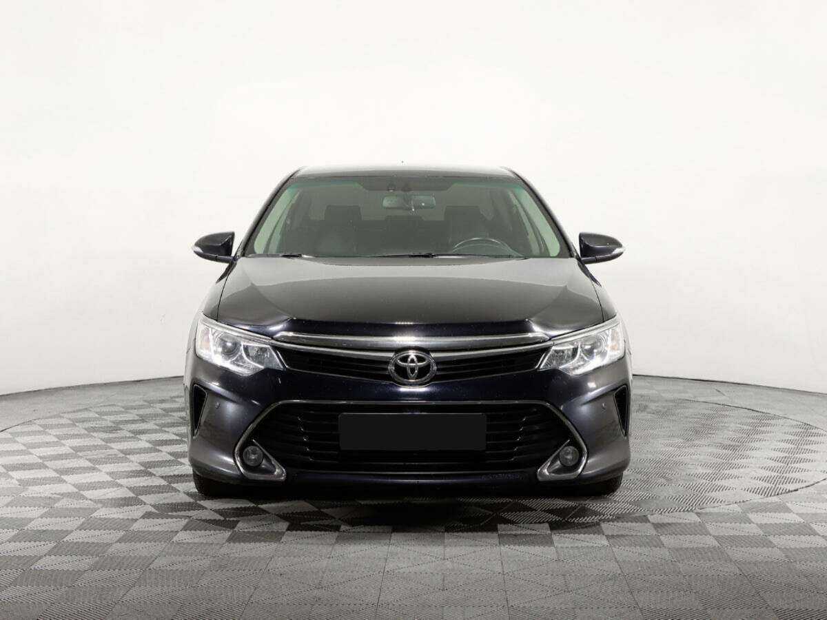 Купить Toyota Camry с пробегом. Фото: #1