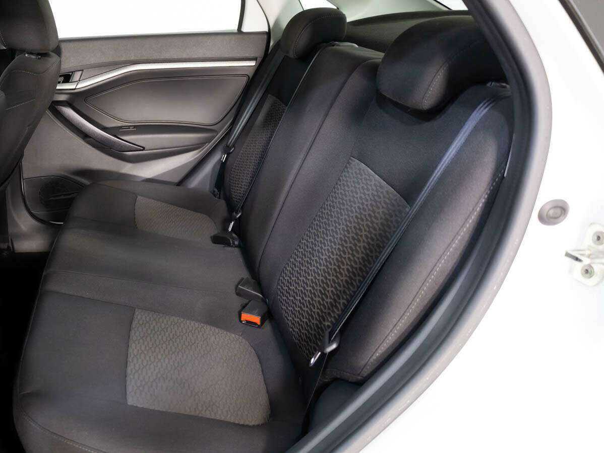 Купить Lada (ВАЗ) Vesta с пробегом. Фото: #10