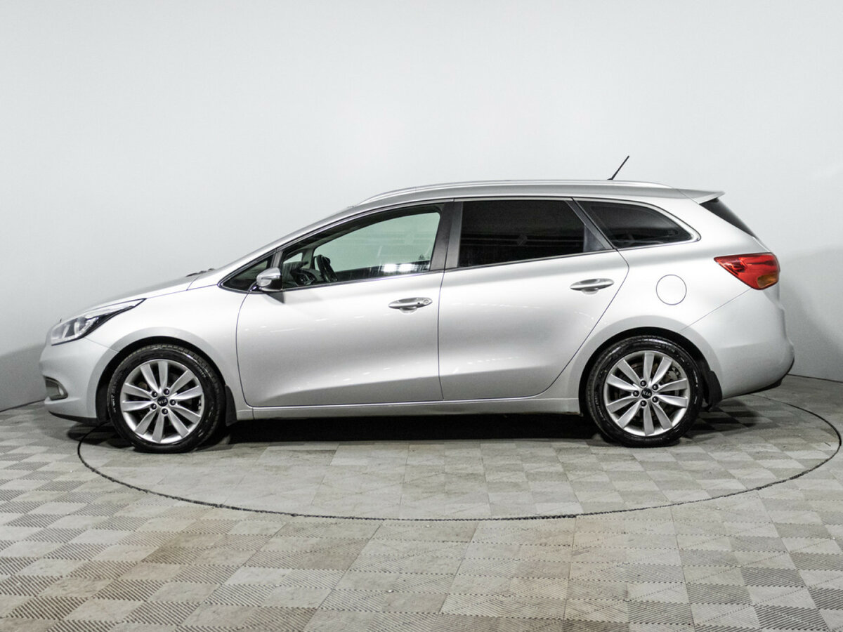 Купить Kia Ceed с пробегом. Фото: #7