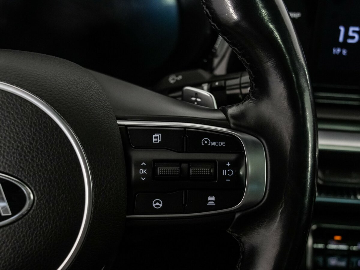 Купить Kia K5 с пробегом. Фото: #11