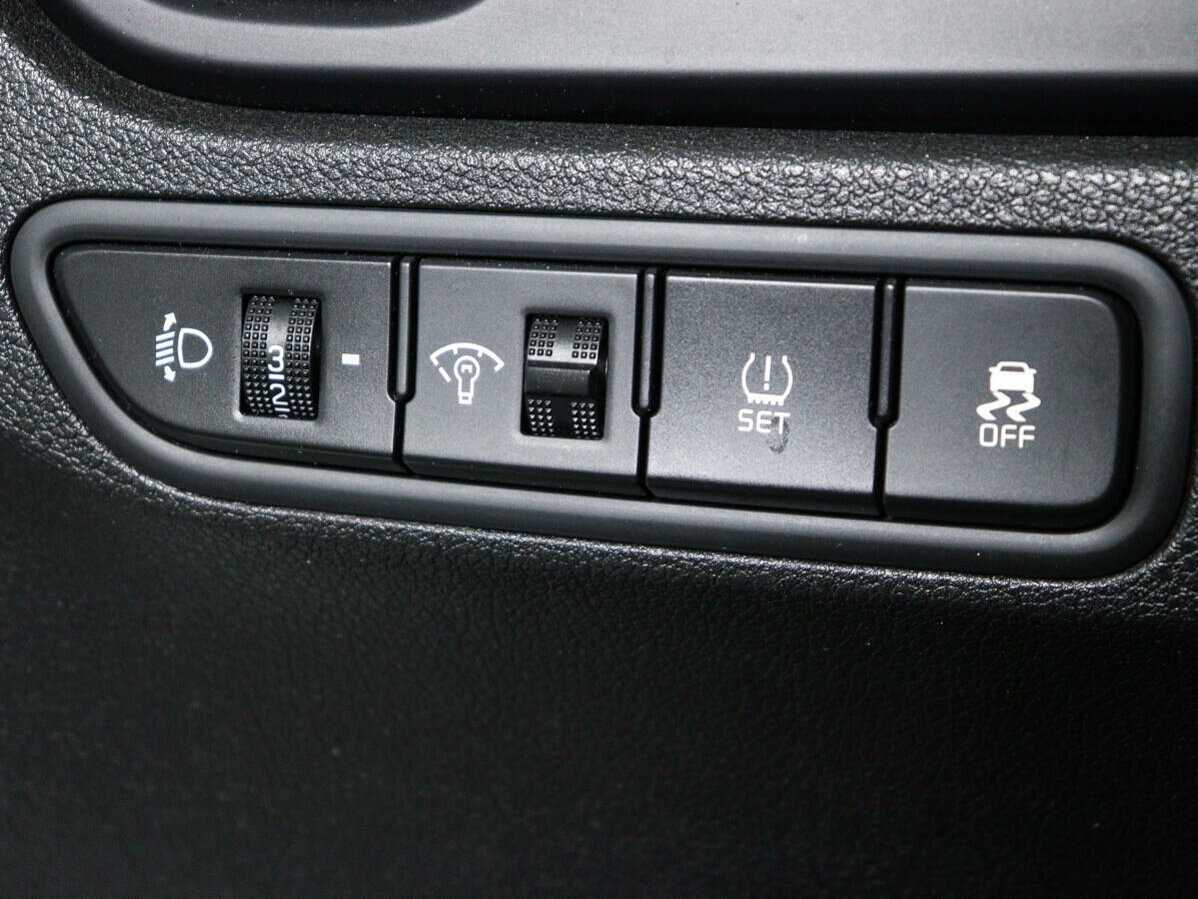 Купить Kia Rio с пробегом. Фото: #15