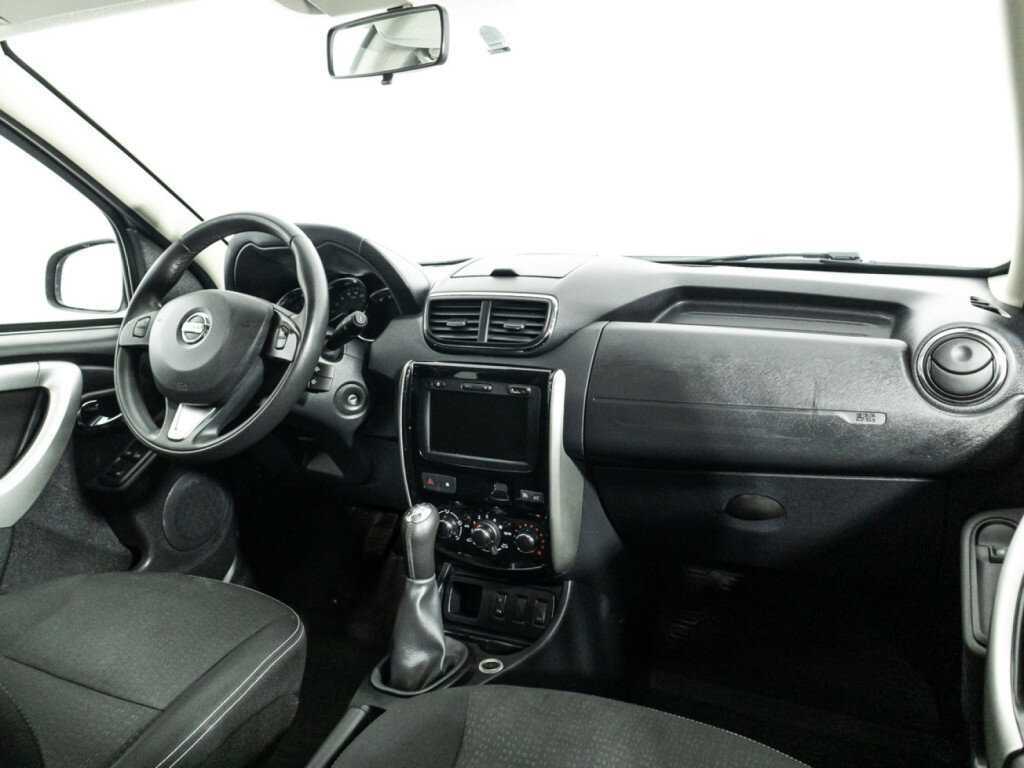 Купить Nissan Terrano с пробегом. Фото: #8