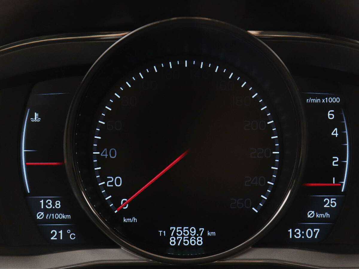 Купить Volvo S60 с пробегом. Фото: #9