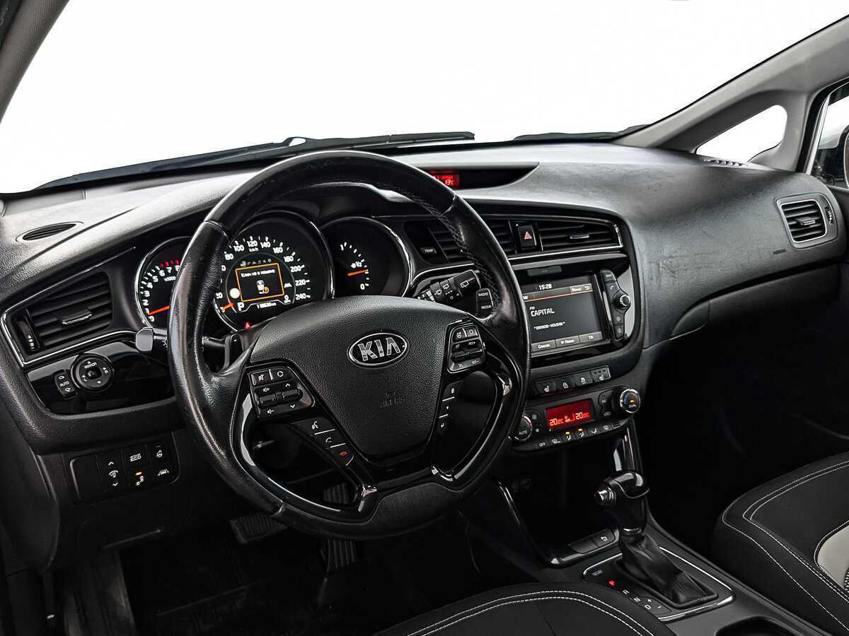 Купить Kia Ceed с пробегом. Фото: #14