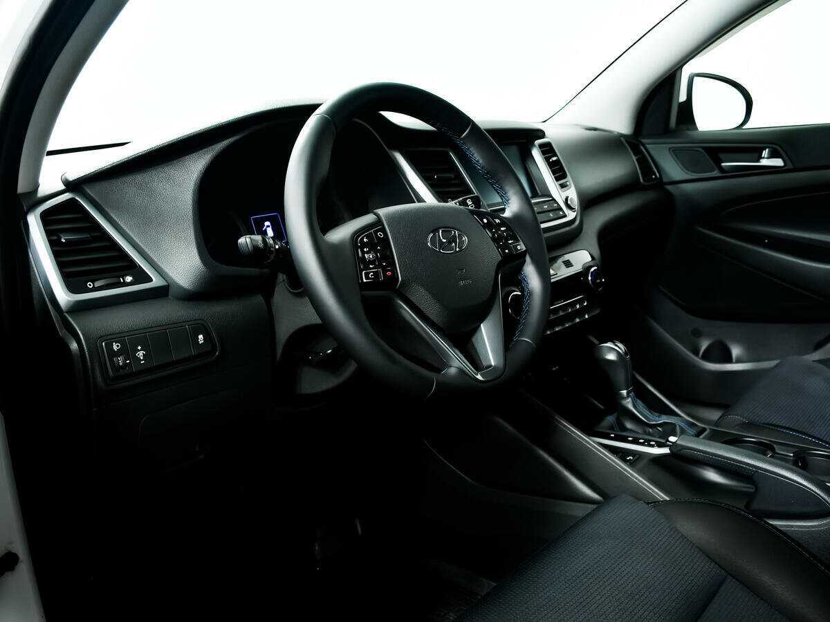 Купить Hyundai Tucson с пробегом. Фото: #12