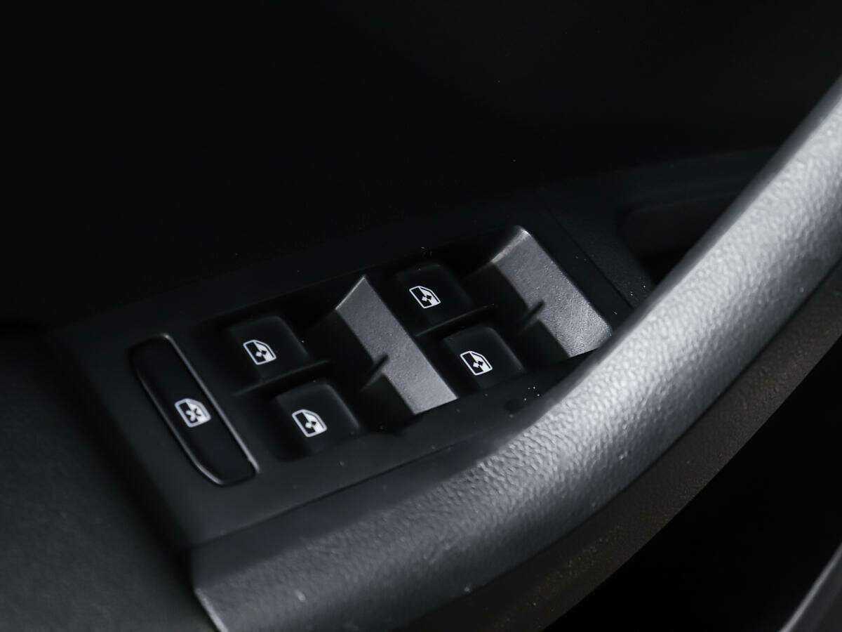 Купить Skoda Octavia с пробегом. Фото: #17