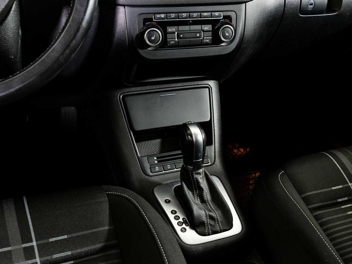 Купить Volkswagen Tiguan с пробегом. Фото: #9